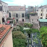 Venice Martina\'s Home